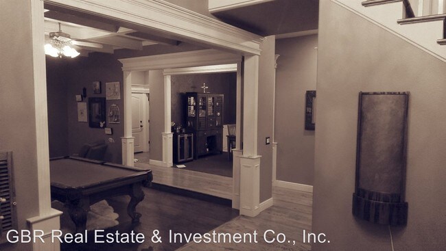 Building Photo - 110 Woodsmoke Way