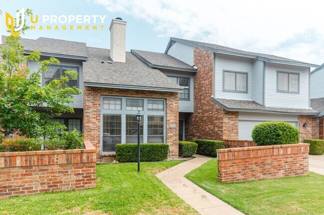 Foto del edificio - Sweet townhome in the heart of Plano