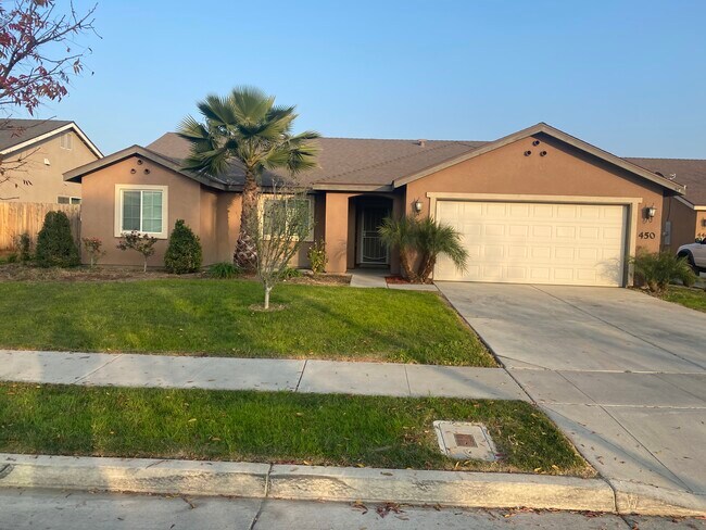 Building Photo - 450 Topanga Ct