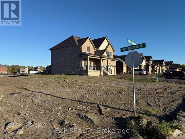 Building Photo - 1 Larissa Pk Dr