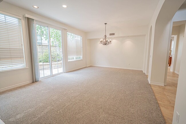 Building Photo - 26149 Shadow Rock Ln