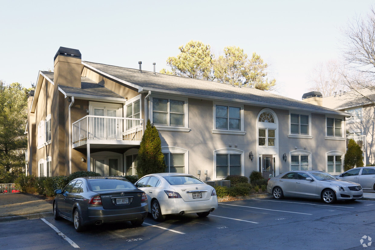 Primary Photo - Chantilly Station Apartments