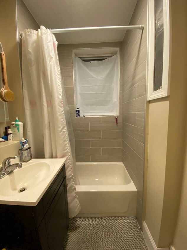 Primary Photo - 222 Hanover St