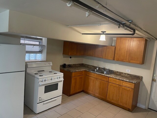 Building Photo - 7818 S Champlain Ave