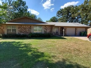 Building Photo - 3801 Nichols Dr