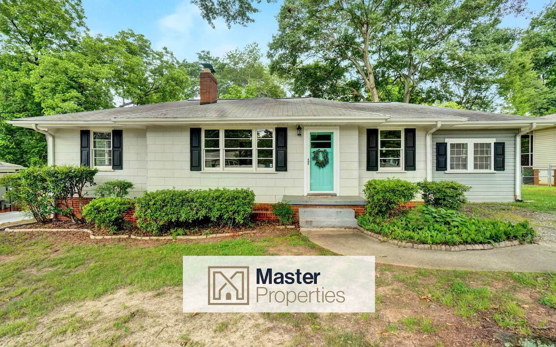 Foto principal - 34 Mayfair Ln