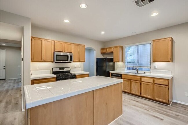 Foto del edificio - 27848 Almont Way, Menifee, CA, 92585