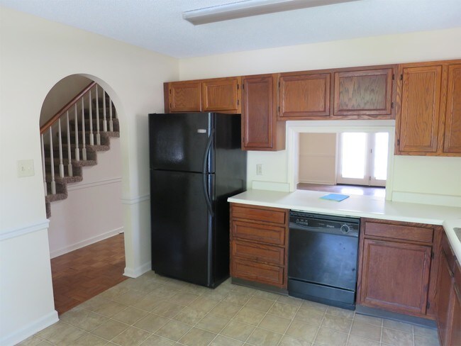 Building Photo - 452 Eagle Brook Dr