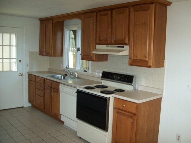 Building Photo - 15 Hines Ct
