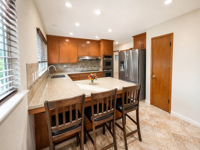 Foto del edificio - Beautiful 3-Bedroom Home for Rent in Fremont