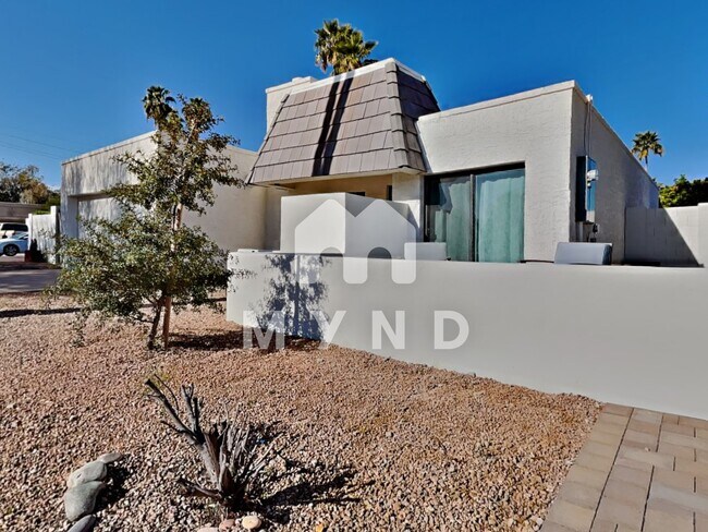 Building Photo - 5514 N 78th Pl