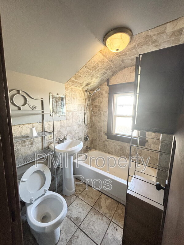Foto principal - 3715A N 6th St