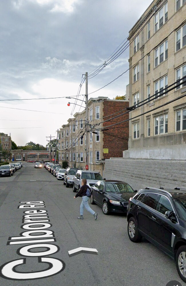 Building Photo - 20 Colborne Rd