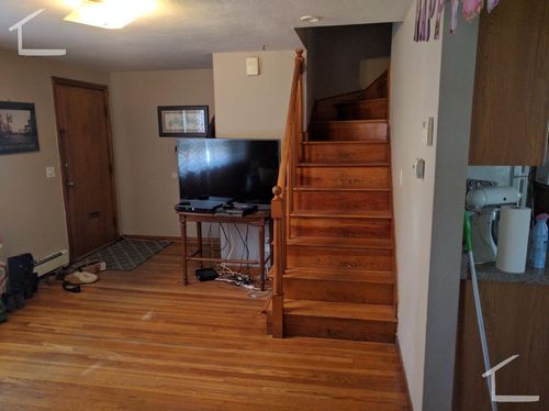 Building Photo - 42 Saybrook St
