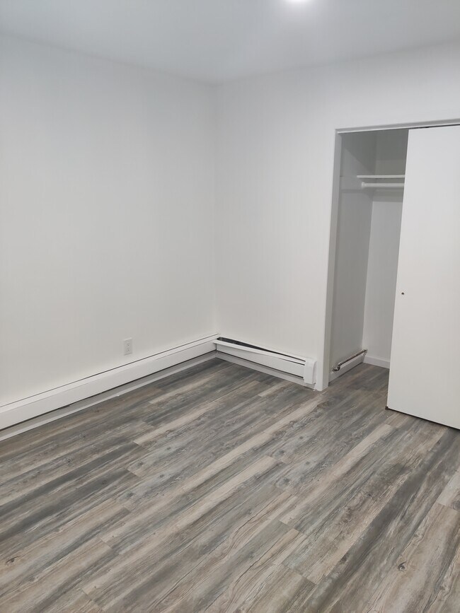Foto del edificio - 1841 123rd St