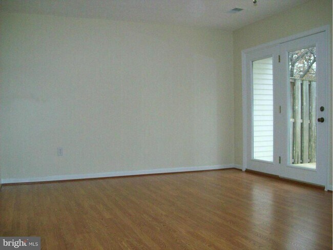 Foto del edificio - 1009 Copperfield Ct