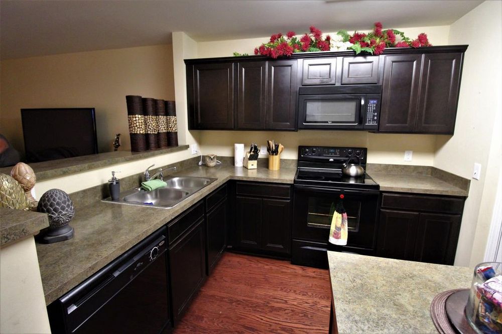 Building Photo - 280 Killian Way