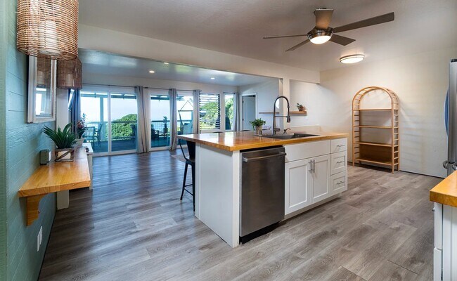 Foto del edificio - 77-6452-6452 Leilani St
