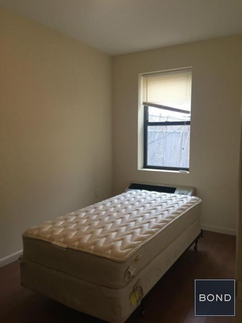 Foto del edificio - 423 E 117th St