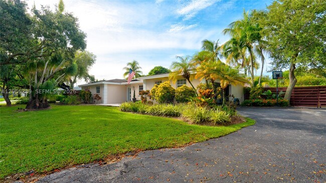 Building Photo - 8340 SW 163rd St
