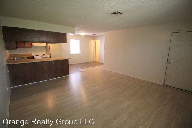 Building Photo - 2205 N Jones Blvd