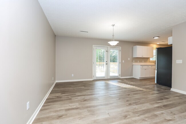 Building Photo - 173 Shiloh Dr