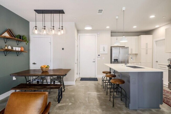 Foto del edificio - 2725 Dulce Ln