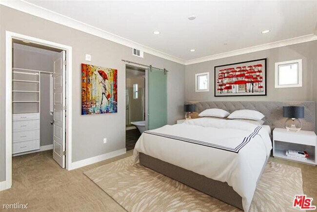 Foto del edificio - 3 br, 2.5 bath Condo - 12491 Osprey Ln Apt 3
