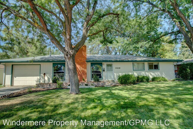 Foto del edificio - 3 br, 2 bath House - 2429 N. Chitwood Way