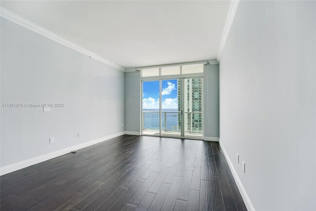 Foto del edificio - 1155 Brickell Bay Dr