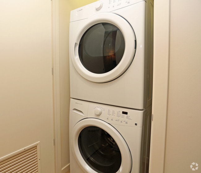 Laundry - Ovation 309