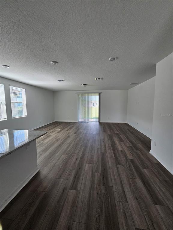 Foto del edificio - 4519 Windy Oak Wy