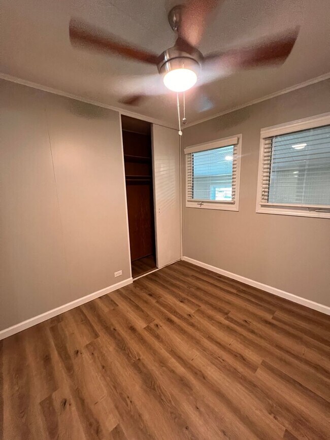 Foto del edificio - Comfortable 3-Bedroom Home with Large Yard and Convenient Location