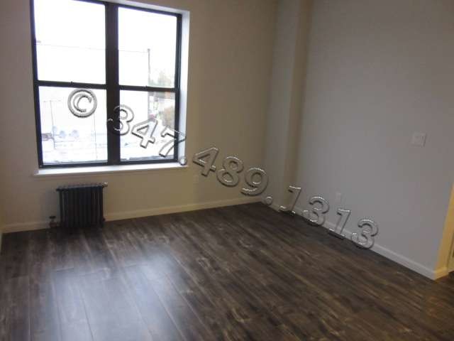 Foto del edificio - 621 Rutland Rd