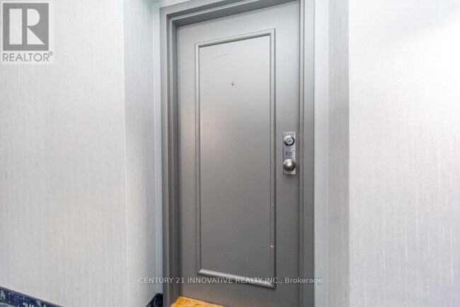 Photo du bâtiment - 2550 Lawrence Ave E