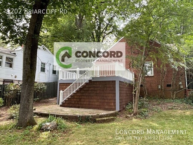 Building Photo - 1202 Briarcliff Rd
