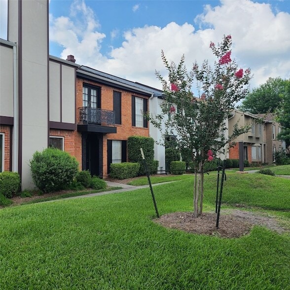 Photo - 14389 Misty Meadow Lane Unit Apartment