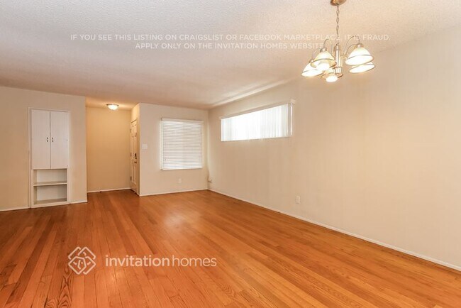 Foto del edificio - 13403 Traub Ave