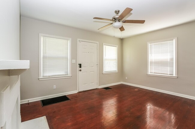 Foto del edificio - 731 S Highland Ave