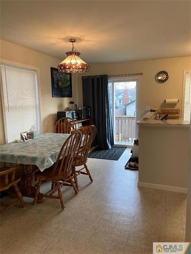 Foto del edificio - 26 Roosevelt Ave