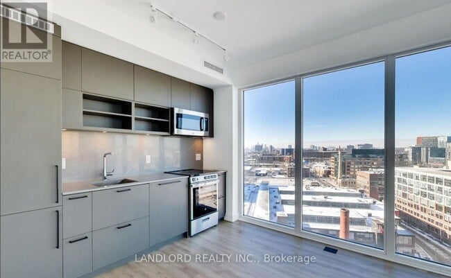 Photo du bâtiment - 135 E Liberty St