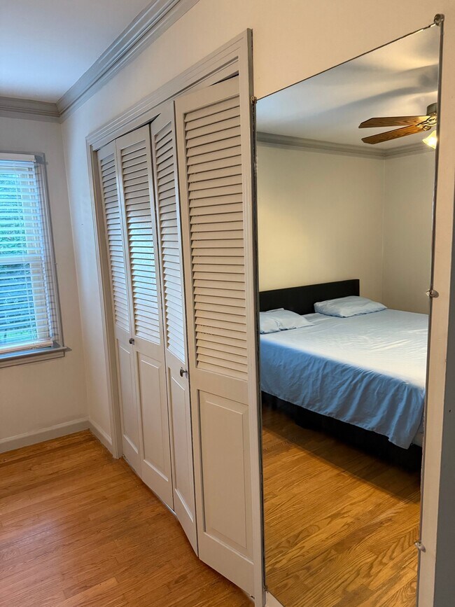 Foto del edificio - 212 White Oak St