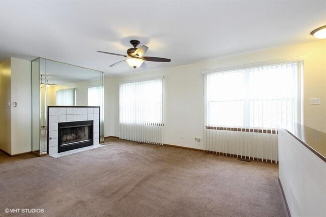 Building Photo - Fairway Circle