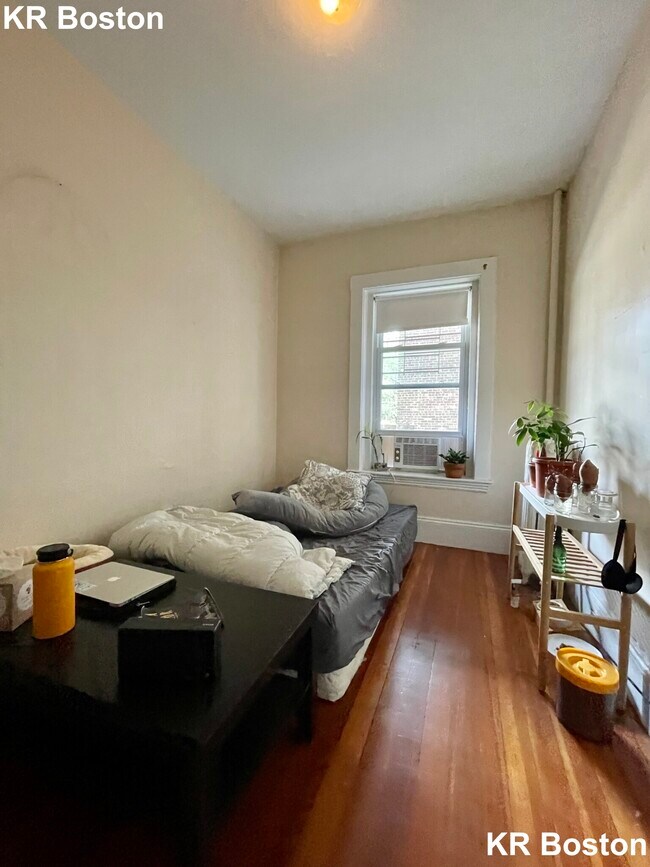 Foto del edificio - 43 Strathmore Rd
