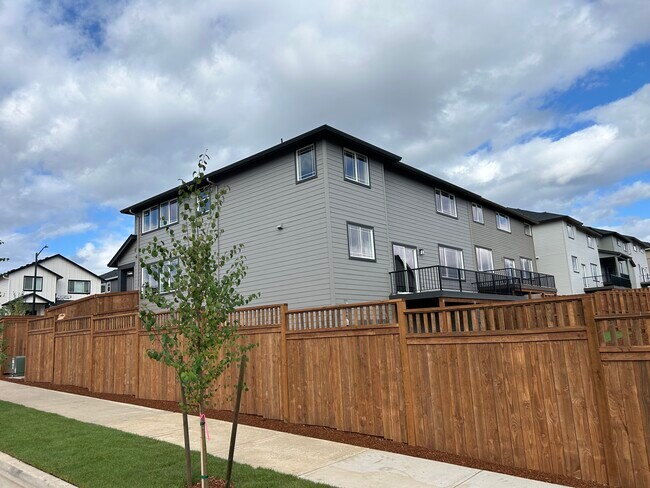 Foto del edificio - 16870 SW Leaf Ln