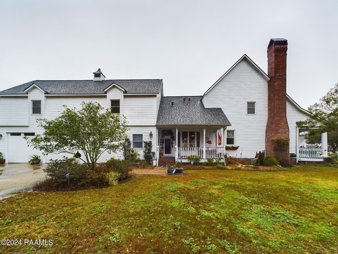 Primary Photo - 129 Veranda Pl