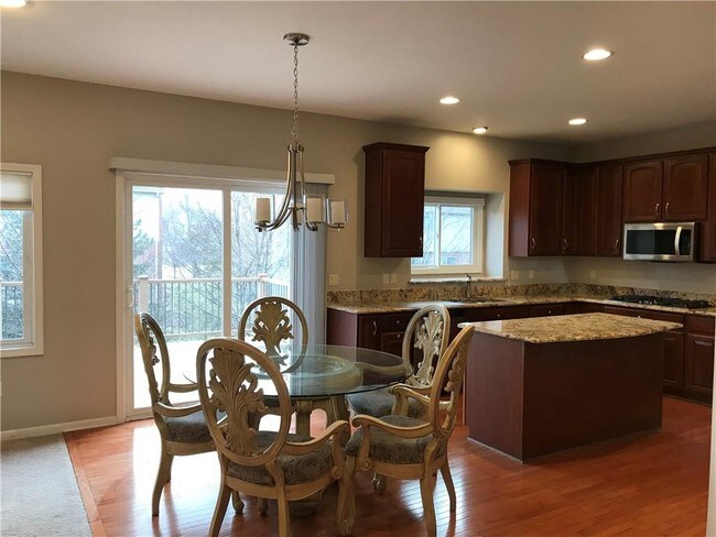 Building Photo - 31090 Bancroft Dr