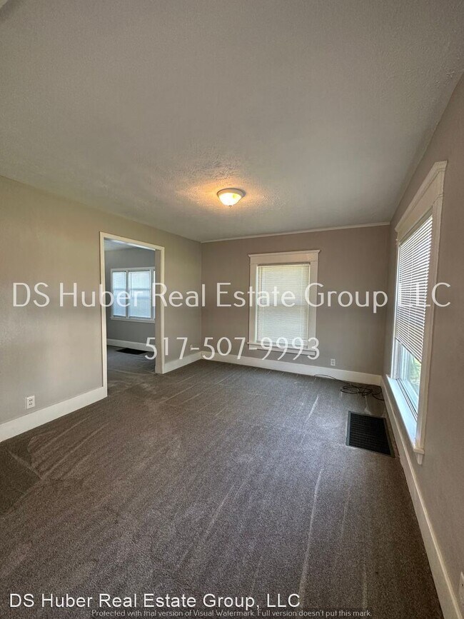 Foto del edificio - 3 br, 1 bath House - 1321 Roosevelt Ave