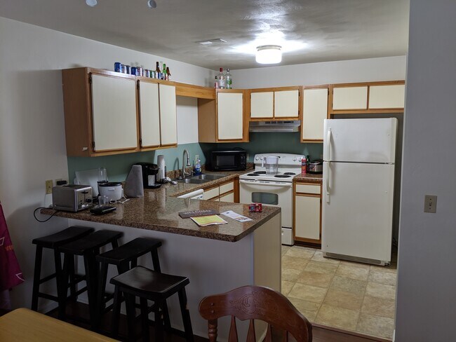 Foto principal - 892 Patrick Henry Dr