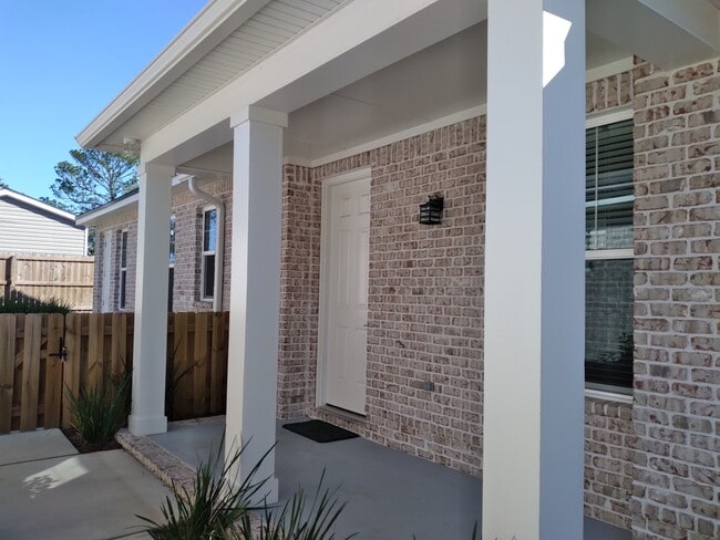 Building Photo - 311 Bailey Dr